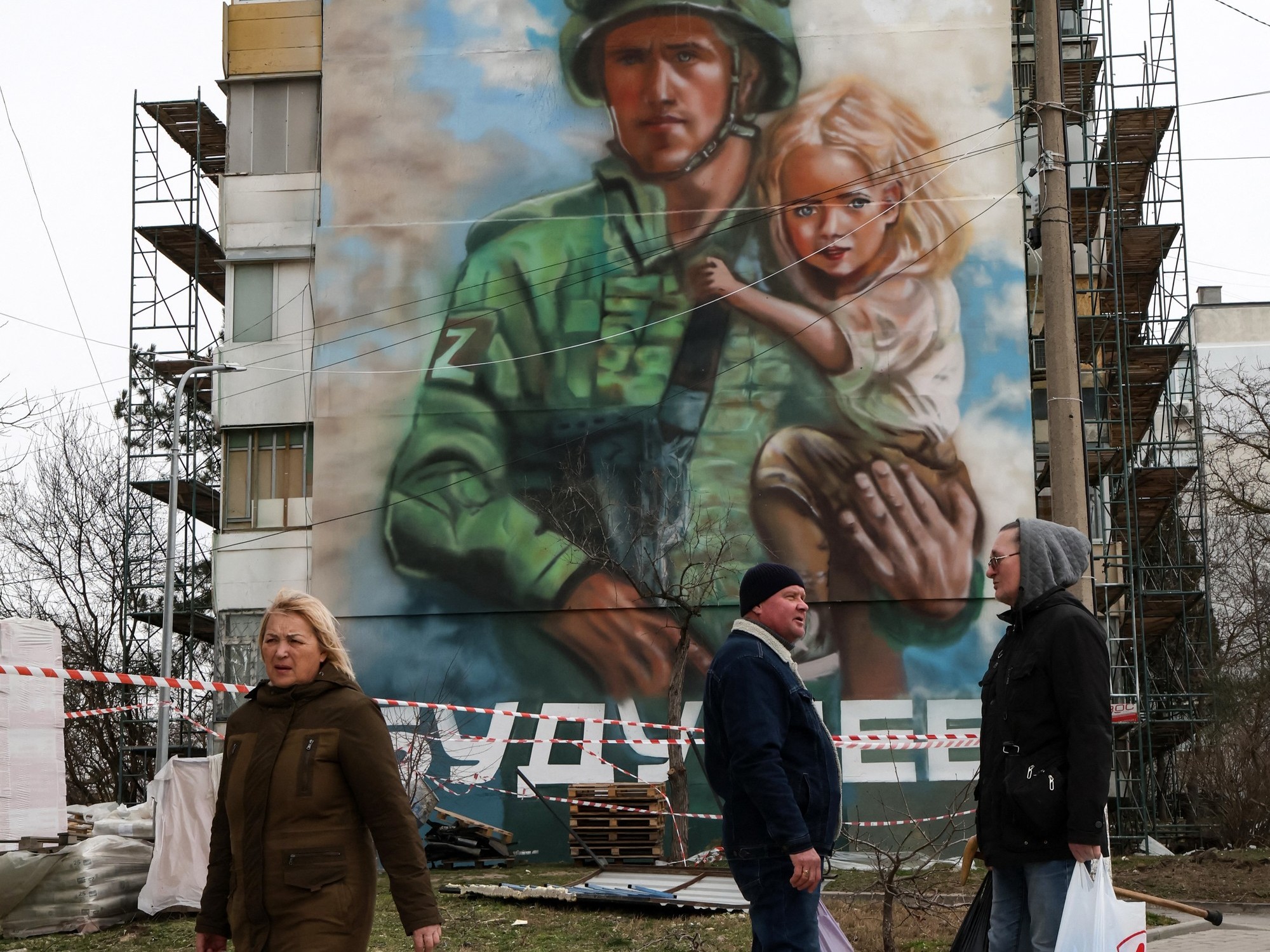 Tracing the Evolution of Russian Hybrid Warfare