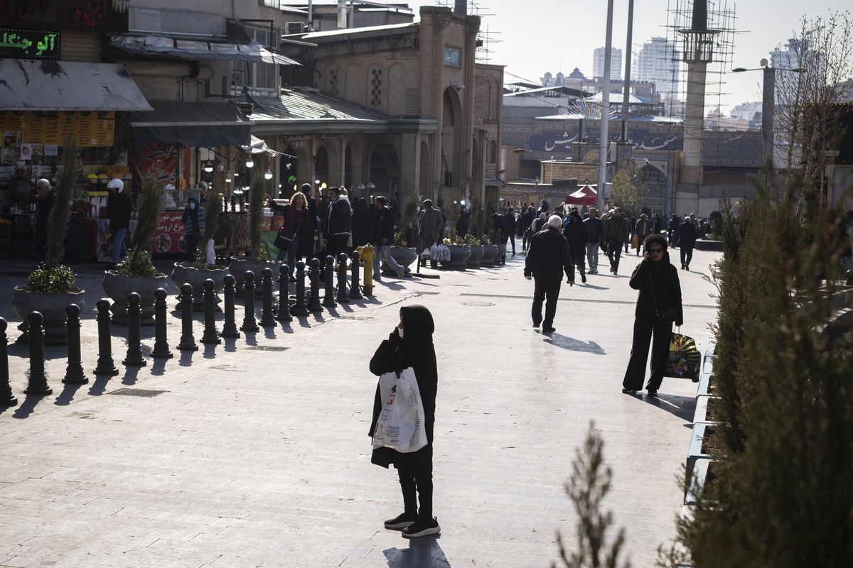 Iran’s Protests Expose Deeper Fragility as Leaders Struggle to Contain Crisis