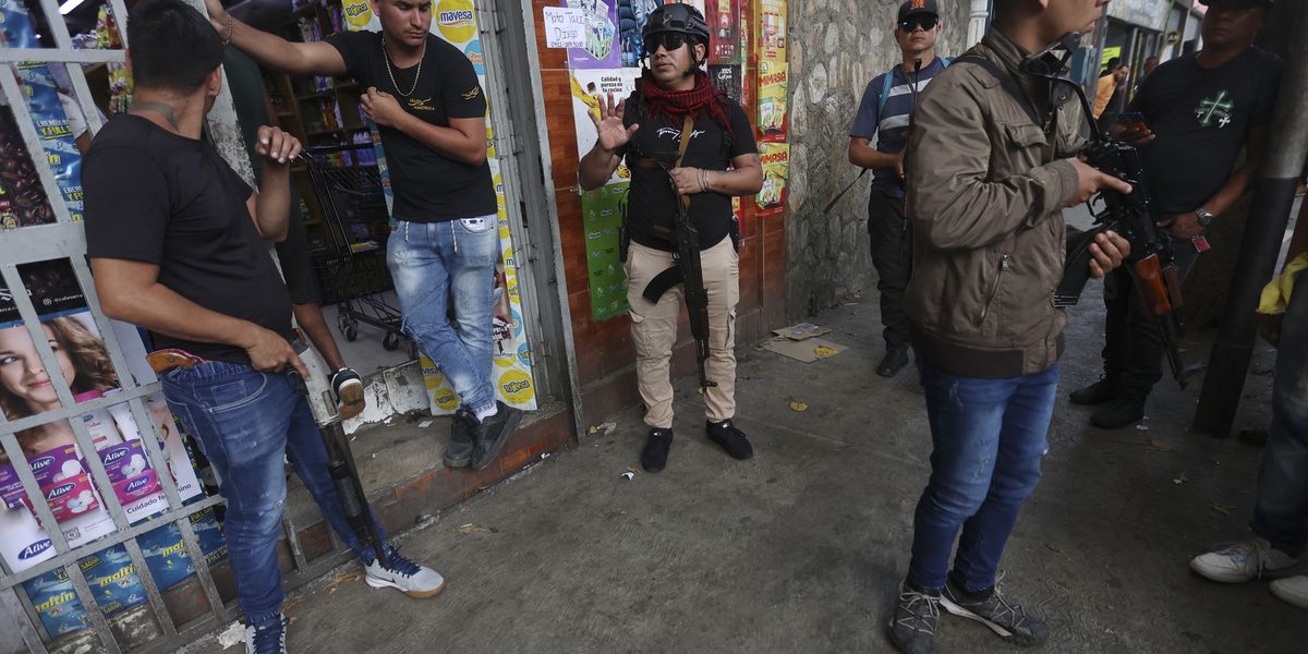 The Dangerous Trade of State Secrets