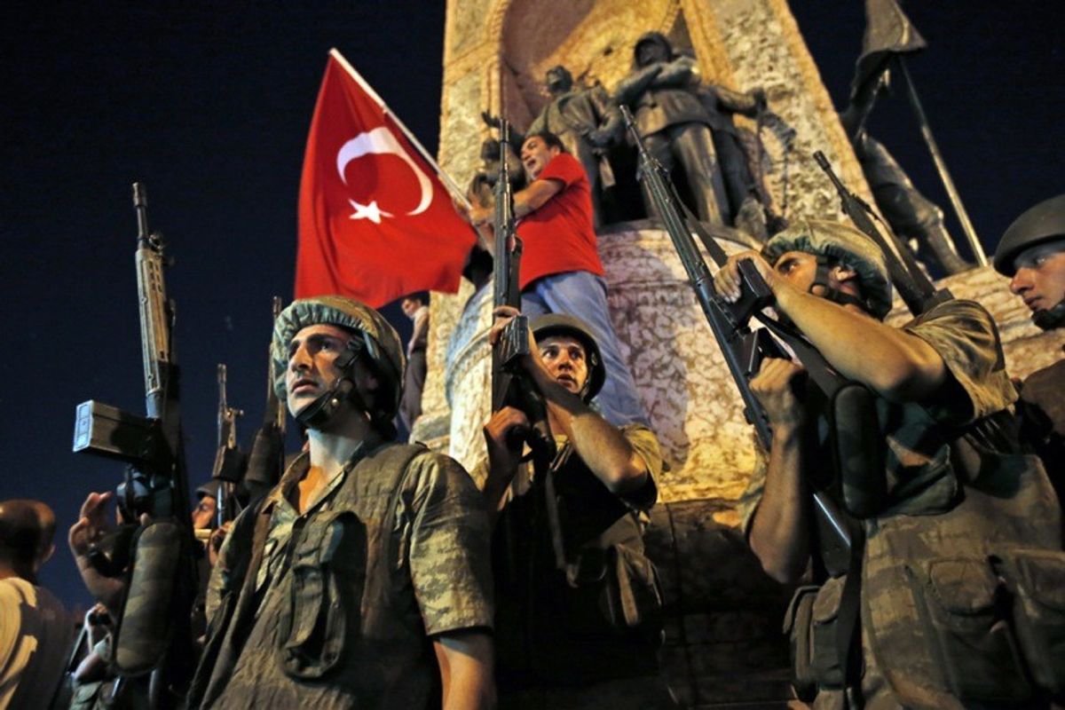 At the Crossroads Between East and West: Turkey and the World in 2016
