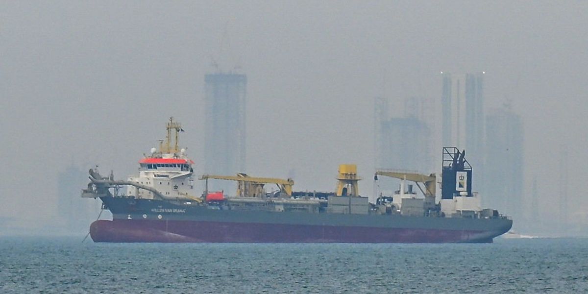 The Hormuz Standoff: Global Energy Flow Severs After 'Epic Fury' Strikes