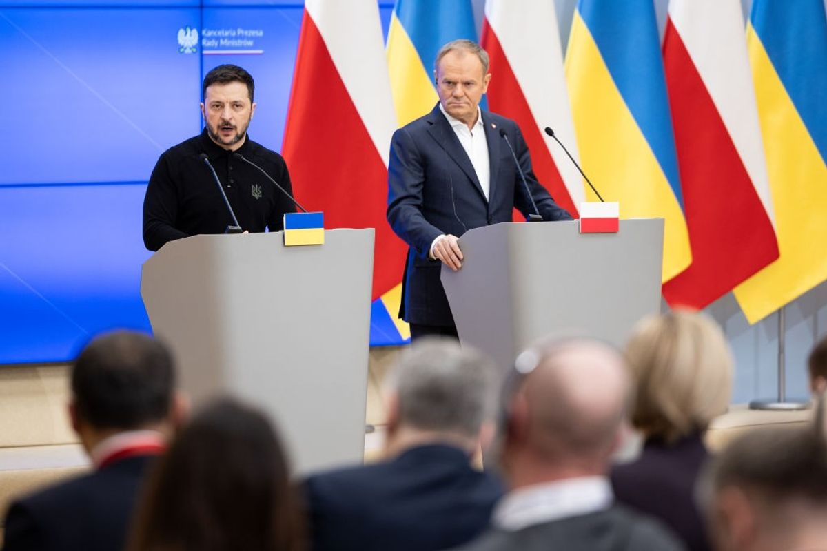 Facing Russia Threat and U.S. Pivot, Poland Prepares for War