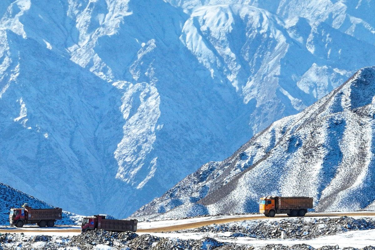For Trump Administration, Policy Often Involves a Hunt for Minerals