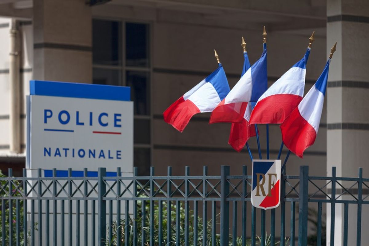 French Defense Minister Warns of ISIS Cyber Caliphate