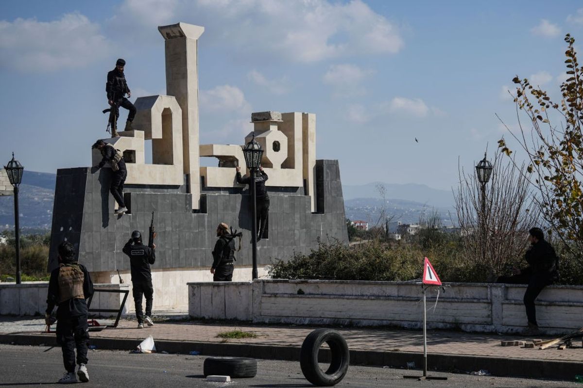 In Post-Rebellion Syria, Deadly Violence and Huge Opportunity