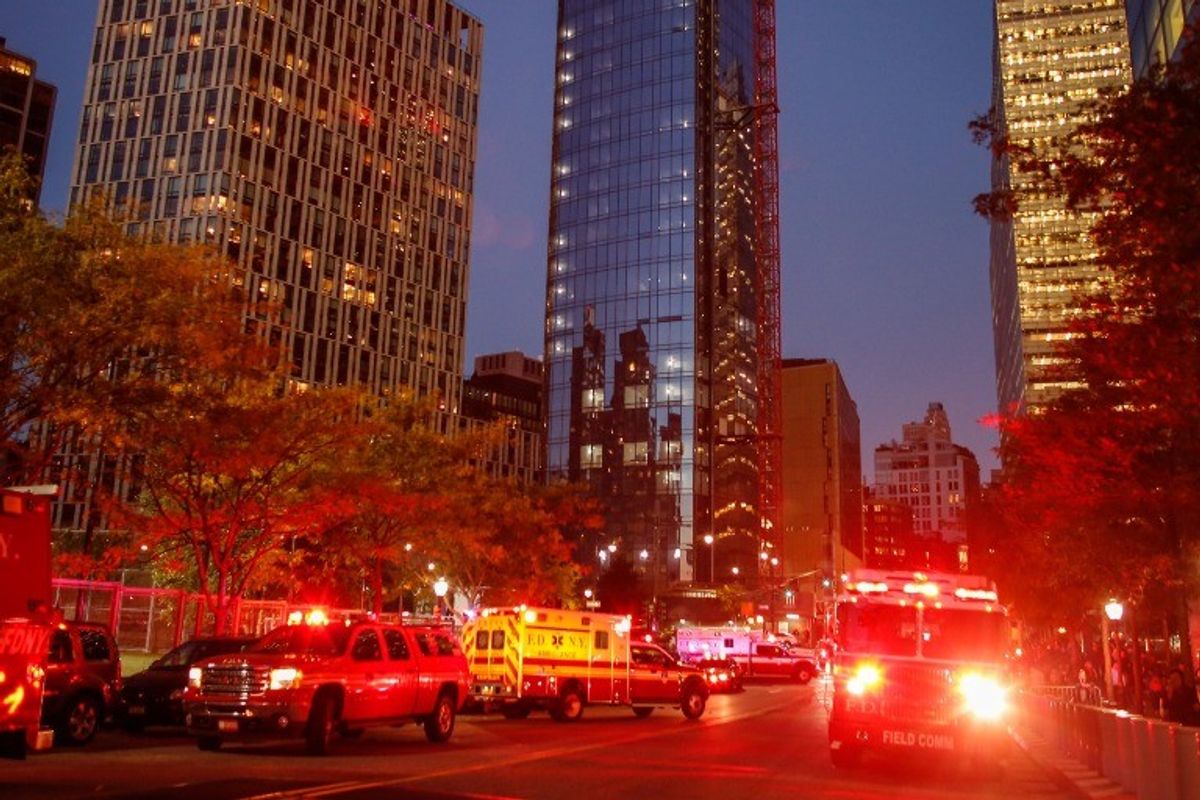 <p>Manhattan, October 31</p>