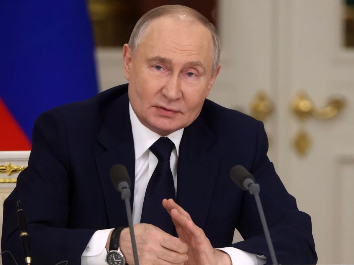 Russia’s Economy in 2025: A War Machine Running Low on Fuel
