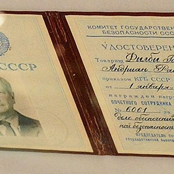 The Kremlin Files: Russian Double Agents and Operational Games