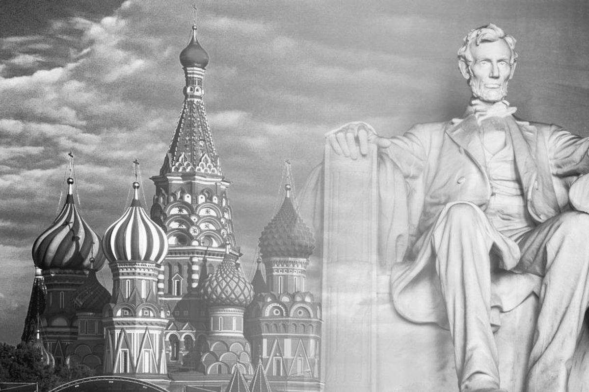 <p>The Kremlin and a statue of Abraham Lincoln</p>