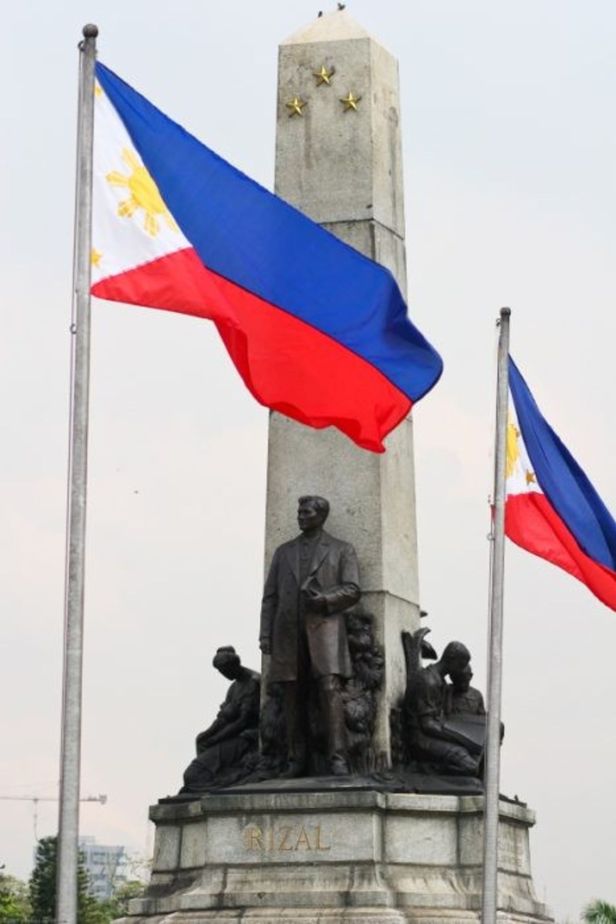 The U.S. and the Philippines: Shoulder to Shoulder in the South China Sea