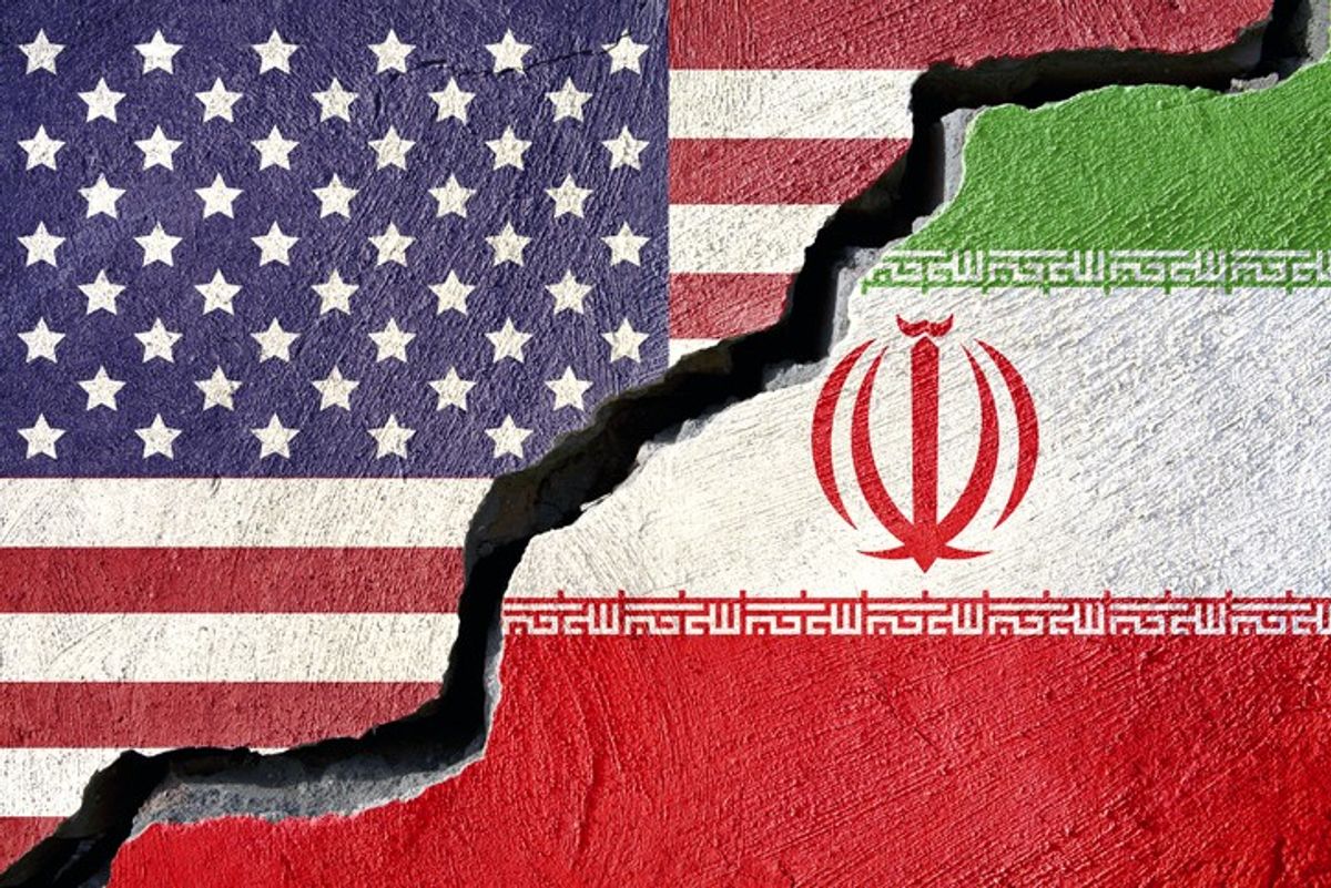 <p>U.S. and Iran Flags</p>