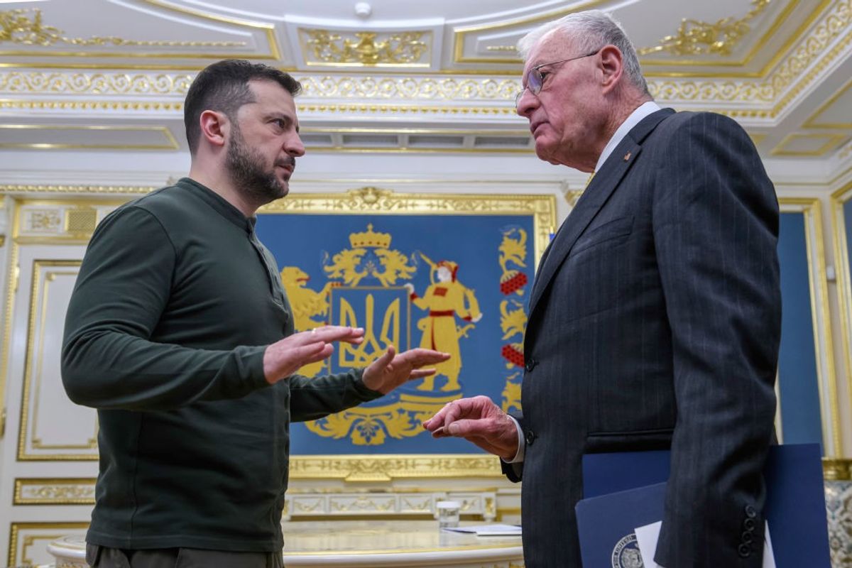 U.S. Envoy: Zelensky to Blame for American Aid Pause 