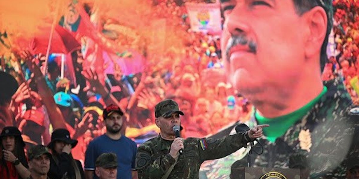 Former CIA Station Chief on the Trump Administration’s Caribbean Strategy