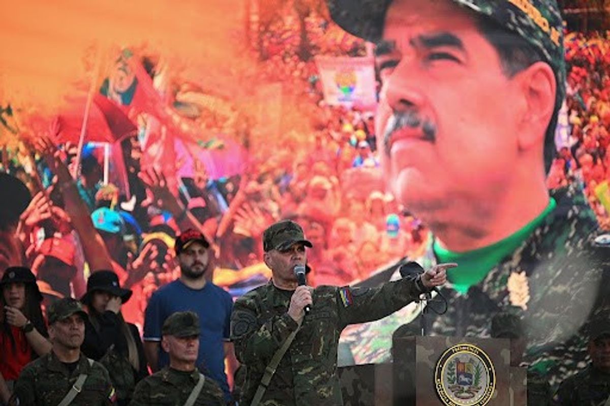 Former CIA Station Chief on the Trump Administration’s Caribbean Strategy