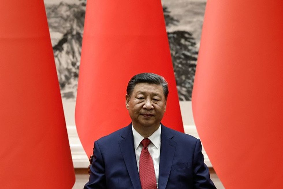 xi jinping china flags