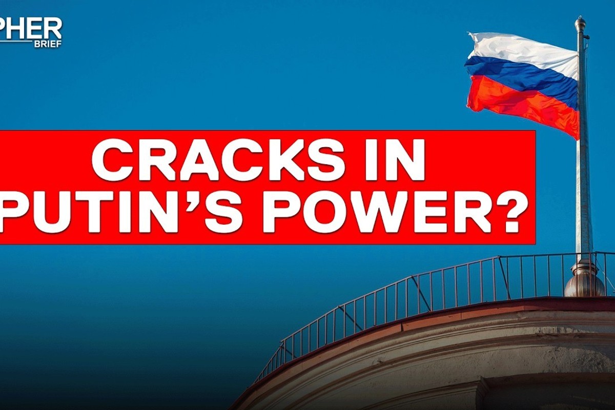 Is Putin’s Power Starting to Crack? Former CIA Officer on Russia’s War, Ukraine & What Comes Next