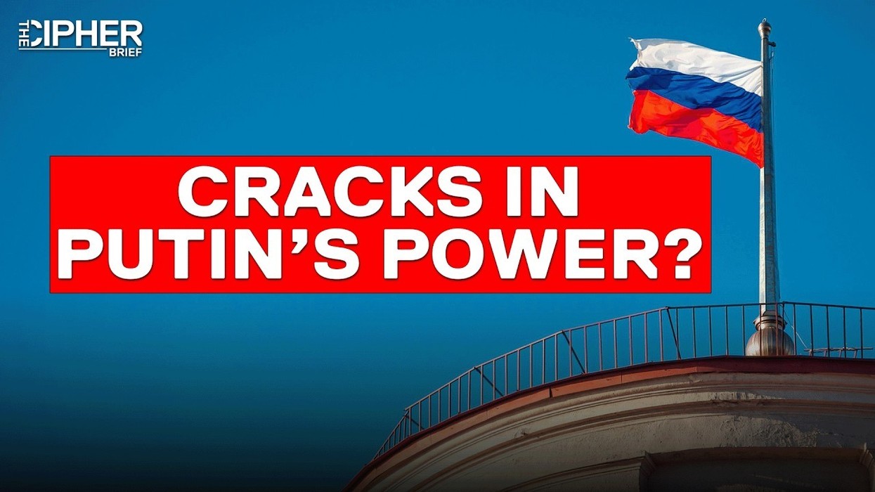 Is Putin’s Power Starting to Crack? Former CIA Officer on Russia’s War, Ukraine & What Comes Next