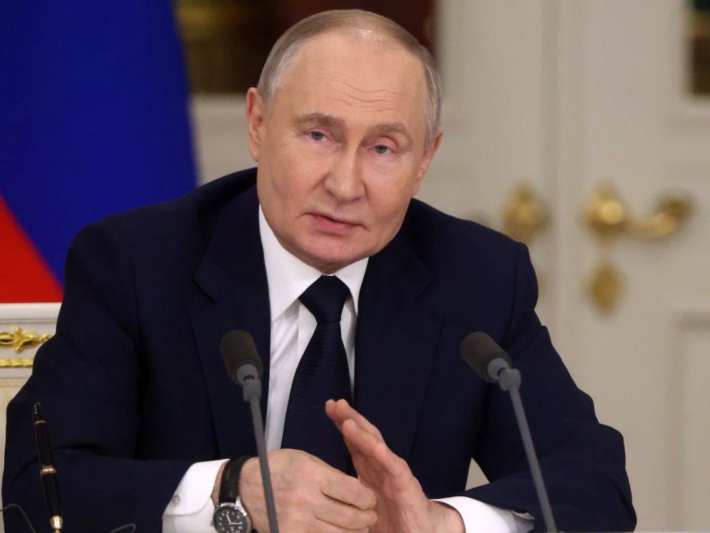 Russia’s Economy in 2025: A War Machine Running Low on Fuel